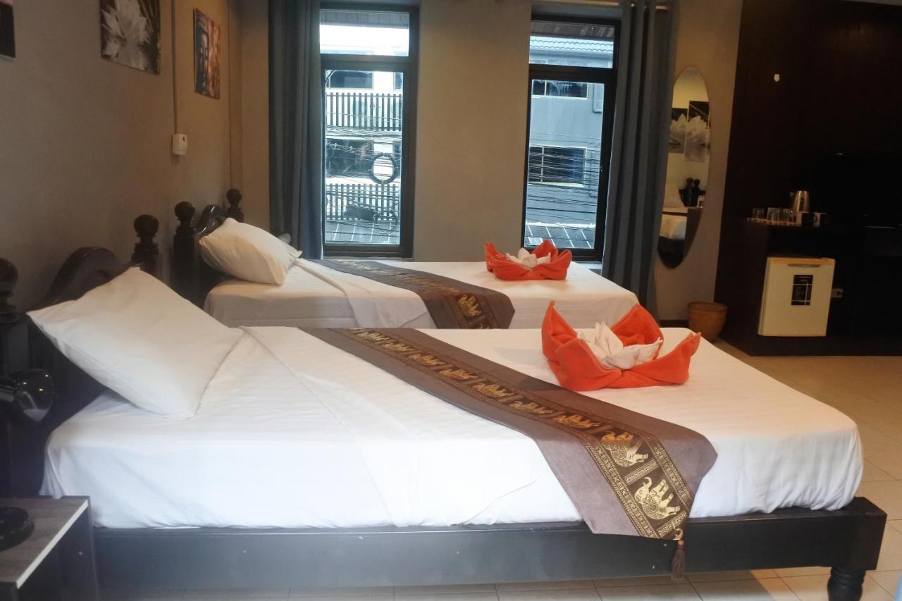 Hi Karon Beach Family Room Exteriör bild